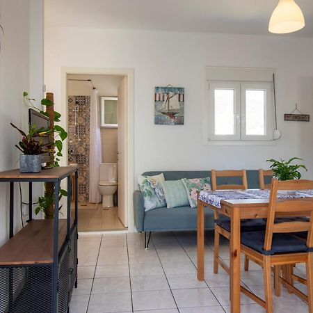 Babilia Central Appartment Suites Limenas Hersonisou ヘルソニソス エクステリア 写真
