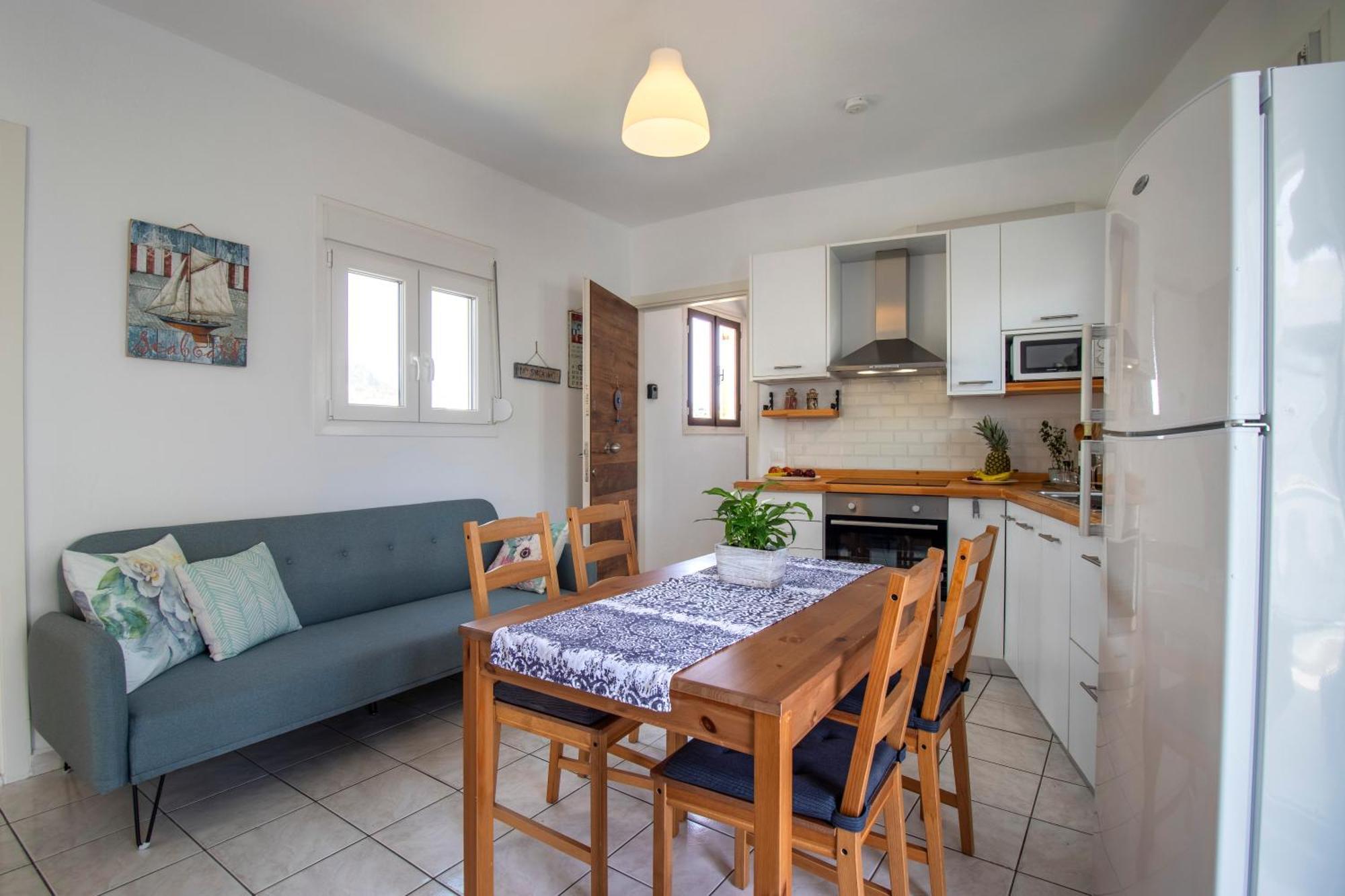 Babilia Central Appartment Suites Limenas Hersonisou ヘルソニソス エクステリア 写真