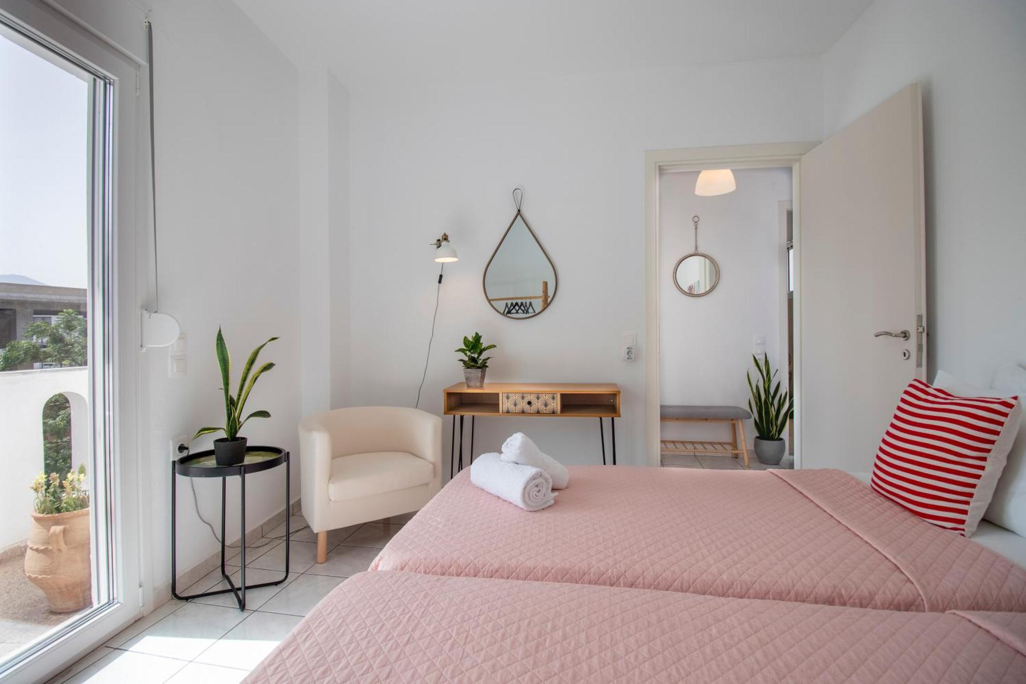 Babilia Central Appartment Suites Limenas Hersonisou ヘルソニソス エクステリア 写真