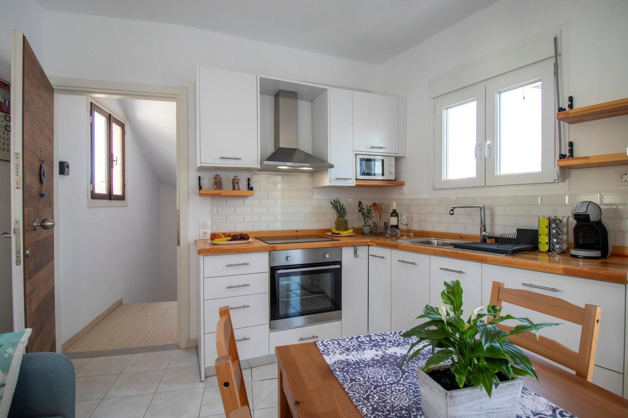 Babilia Central Appartment Suites Limenas Hersonisou ヘルソニソス エクステリア 写真
